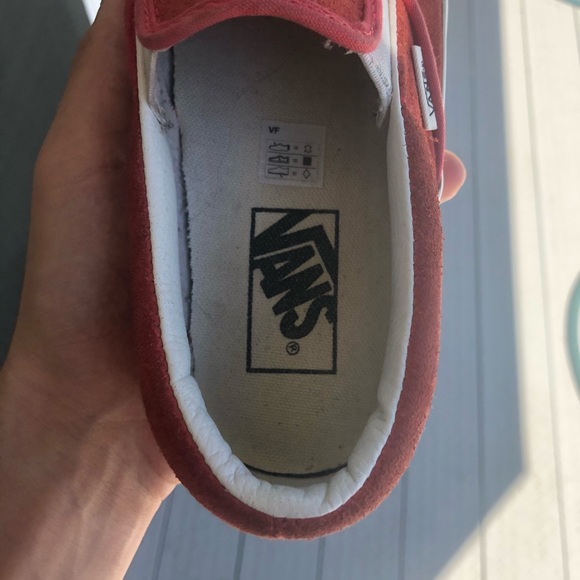 RED SLIP ON VANS - Picture 4 of 4